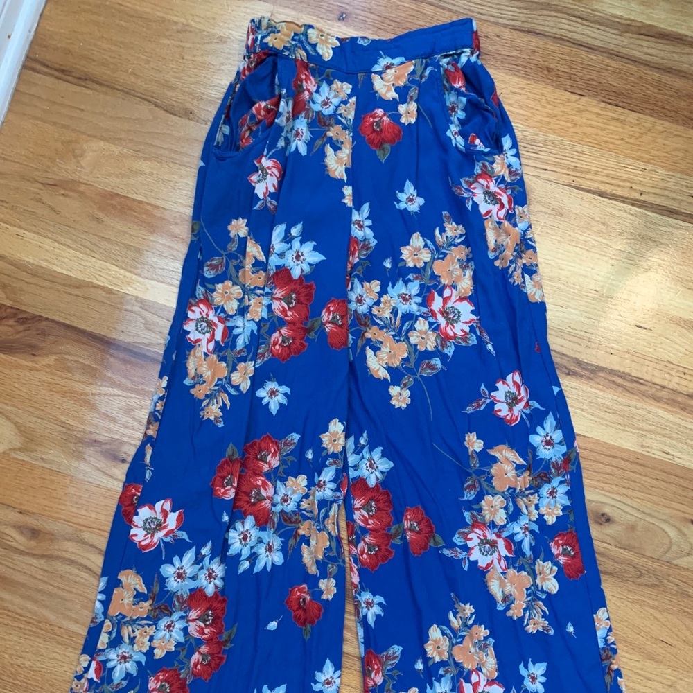 Floral wide leg pants